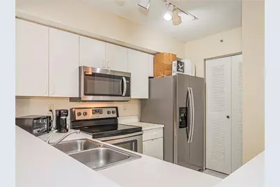 1640 N 42nd Circle #206, Vero Beach, FL 32967 - Photo 9