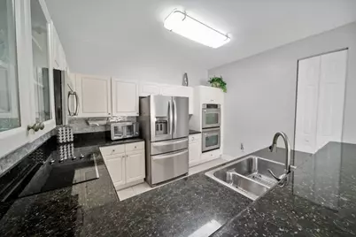 18011 SW 41st Street, Miramar, FL 33029 - Photo 7