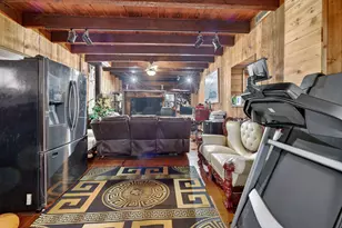 9281 Martinique Dr, Miami, FL 33189 - Photo 9