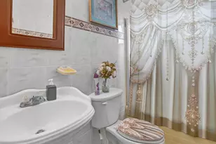 9281 Martinique Dr, Miami, FL 33189 - Photo 29