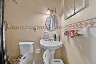 9281 Martinique Dr, Miami, FL 33189 - Photo 23