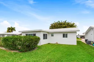 527 SW 16th St, Boynton Beach, FL 33426 - Photo 25