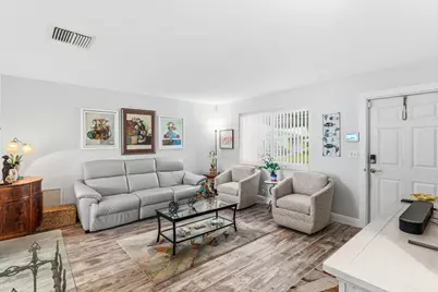 527 SW 16th Street, Boynton Beach, FL 33426 - Photo 7