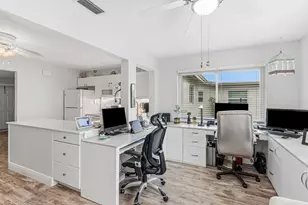 527 SW 16th St, Boynton Beach, FL 33426 - Photo 9