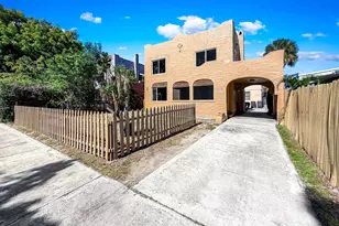 619 30th St, West Palm Beach, FL 33407 - Photo 5