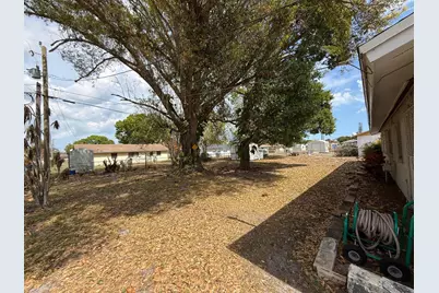 307 Essex Drive, Fort Pierce, FL 34946 - Photo 3