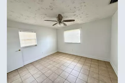 307 Essex Drive, Fort Pierce, FL 34946 - Photo 17