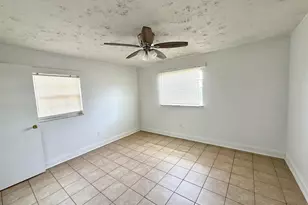 307 Essex Dr, Fort Pierce, FL 34946 - Photo 17