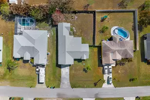 2850 SE Buccaneer Cir, Port Saint Lucie, FL 34952 - Photo 5