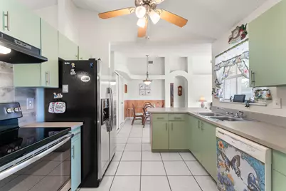 2850 SE Buccaneer Circle, Port Saint Lucie, FL 34952 - Photo 17