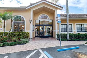 450 Palm Cir, Pembroke Pines, FL 33025 - Photo 55