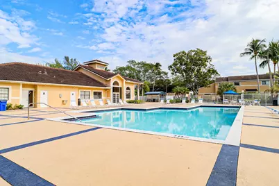 450 Palm Circle #106, Pembroke Pines, FL 33025 - Photo 61