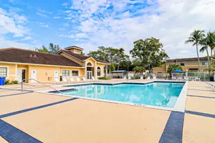 450 Palm Cir, Pembroke Pines, FL 33025 - Photo 61