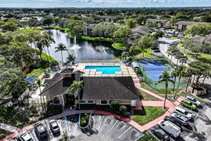 450 Palm Cir, Pembroke Pines, FL 33025 - Photo 87