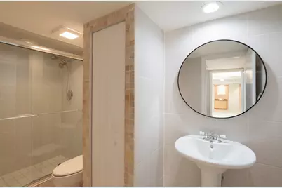 1700 Embassy Drive #305, West Palm Beach, FL 33401 - Photo 33