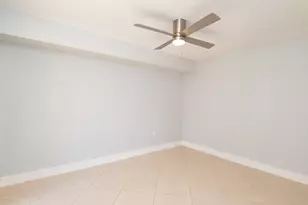 1700 Embassy Dr, West Palm Beach, FL 33401 - Photo 21