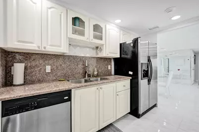 5600 N Flagler Drive #805, West Palm Beach, FL 33407 - Photo 11