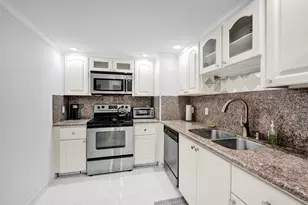 5600 N Flagler Dr, West Palm Beach, FL 33407 - Photo 9