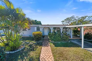 10730 SW 151st St, Miami, FL 33176 - Photo 5