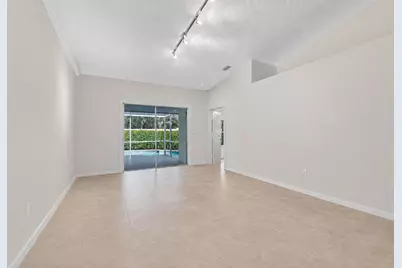8482 Logia Circle, Boynton Beach, FL 33472 - Photo 11