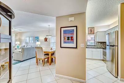 200 Uno Lago Drive #105, Juno Beach, FL 33408 - Photo 5