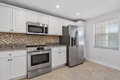 3503 Oaks Way #405, Pompano Beach, FL 33069 - Photo 11