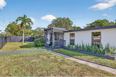 2640 SW 6th Court #Unit 1, Fort Lauderdale, FL 33312 - Photo 5