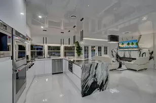 14950 Roan Ct, Wellington, FL 33414 - Photo 11