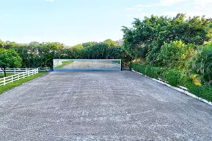 14950 Roan Ct, Wellington, FL 33414 - Photo 5