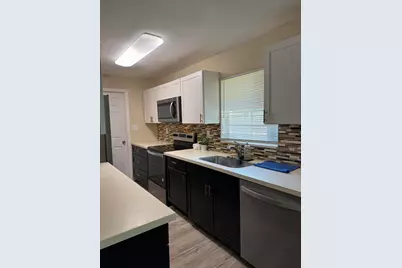 1604 SE Apache Avenue, Stuart, FL 34994 - Photo 3