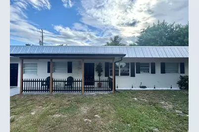 1604 SE Apache Avenue, Stuart, FL 34994 - Photo 1