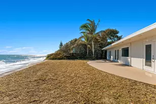 9556 Doubloon Dr, Vero Beach, FL 32963 - Photo 5