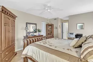 28 Colonial Club Dr, Boynton Beach, FL 33435 - Photo 13