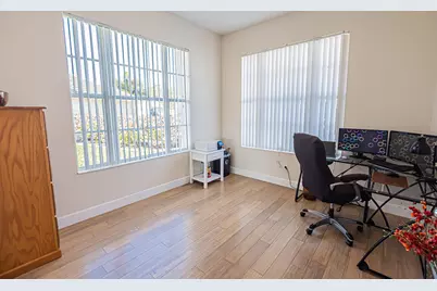 193 NW Bentley Circle, Port Saint Lucie, FL 34986 - Photo 9