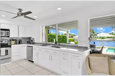 3211 Karen Drive, Delray Beach, FL 33483 - Photo 9