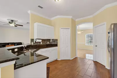 6871 NW Hogate Circle, Port Saint Lucie, FL 34983 - Photo 17