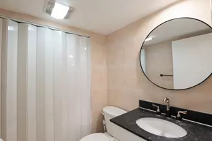 1700 Embassy Dr, West Palm Beach, FL 33401 - Photo 15