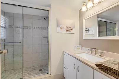 3590 Via Poinciana #416, Lake Worth, FL 33467 - Photo 21