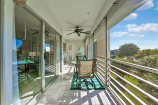 3590 Via Poinciana, Lake Worth, FL 33467 - Photo 13