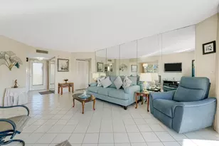 3590 Via Poinciana, Lake Worth, FL 33467 - Photo 7