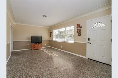 2049 50th Avenue, Vero Beach, FL 32966 - Photo 5