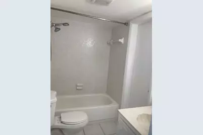 2936 Lake Shore Drive #409, West Palm Beach, FL 33404 - Photo 7