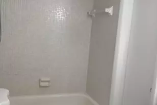 2936 Lake Shore Dr, Riviera Beach, FL 33404 - Photo 7