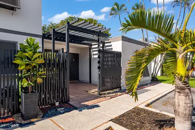 1340 E Golfview Drive, Pembroke Pines, FL 33026 - Photo 3