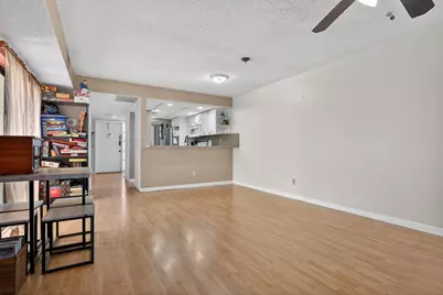 1340 E Golfview Drive, Pembroke Pines, FL 33026 - Photo 11