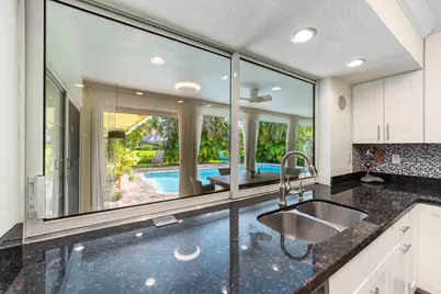 1040 Renmar Drive, Plantation, FL 33317 - Photo 5