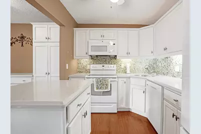 426 Pine Glen Lane #D-2, Greenacres, FL 33463 - Photo 17