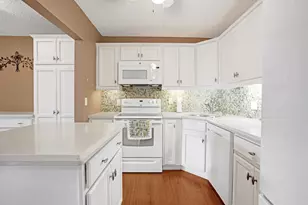 426 Pine Glen Ln, Greenacres, FL 33463 - Photo 17