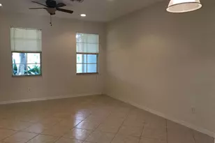 141 E Thatch Palm Cir, Jupiter, FL 33458 - Photo 7