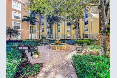 630 S Sapodilla Avenue #218, West Palm Beach, FL 33401 - Photo 3